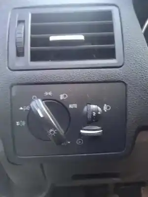 Veicolo di demolizione ford kuga (cbv) trend dell'anno 2009 alimentato g6dg