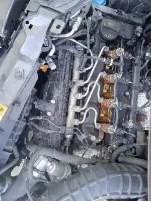 Veículo de Sucata kia cee´d drive do ano 2017 alimentado d4fb