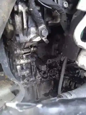 Veículo de Sucata kia cee´d drive do ano 2017 alimentado d4fb