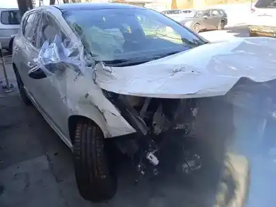 Veículo de Sucata kia cee´d drive do ano 2017 alimentado d4fb