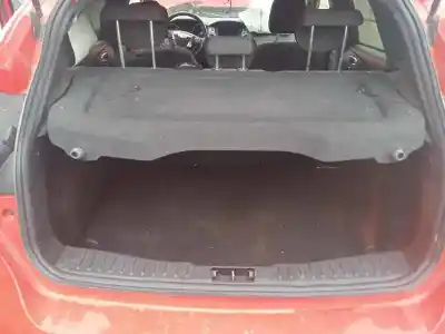 Veículo de Sucata ford focus turnier 1.0 ecoboost do ano 2018 alimentado m1dd