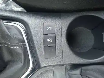 Scrapping Vehicle toyota auris 1.6 d-4d cat of the year 2017 powered n47c16a