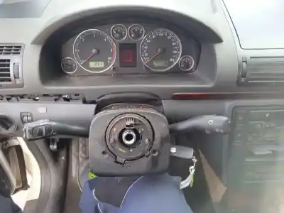 Veicolo di demolizione seat alhambra (7v9) 1.9 tdi dell'anno 2001 alimentato auy