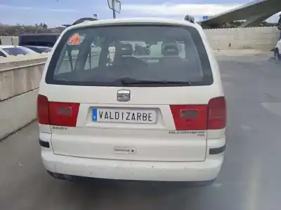 Veicolo di demolizione seat alhambra (7v9) 1.9 tdi dell'anno 2001 alimentato auy