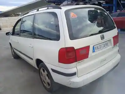 Veicolo di demolizione seat alhambra (7v9) 1.9 tdi dell'anno 2001 alimentato auy
