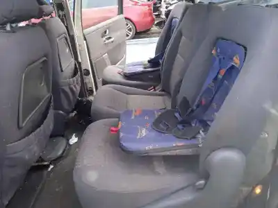 Veicolo di demolizione seat alhambra (7v9) 1.9 tdi dell'anno 2001 alimentato auy