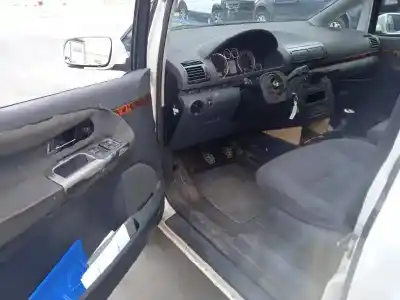 Veicolo di demolizione seat alhambra (7v9) 1.9 tdi dell'anno 2001 alimentato auy