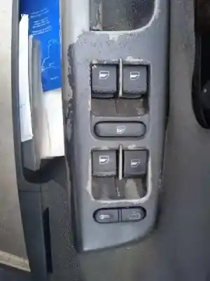 Veicolo di demolizione seat alhambra (7v9) 1.9 tdi dell'anno 2001 alimentato auy