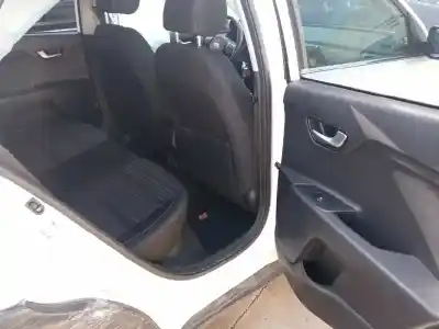 Veículo de Sucata kia stonic (ybcuv) 1.2 cat 84 cv / 62 kw do ano 2019 alimentado g4la