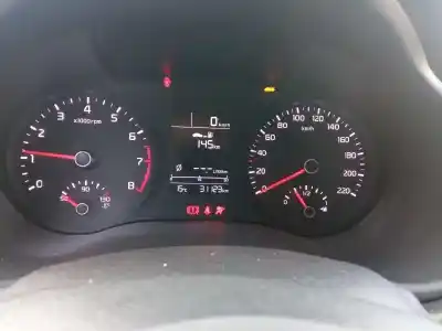 Veículo de Sucata kia stonic (ybcuv) 1.2 cat 84 cv / 62 kw do ano 2019 alimentado g4la