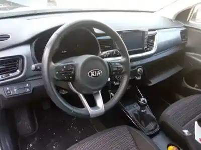 Veículo de Sucata kia stonic (ybcuv) 1.2 cat 84 cv / 62 kw do ano 2019 alimentado g4la
