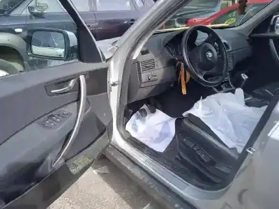 Veículo de Sucata bmw x3 (e83) 2.0d do ano 2006 alimentado 204d4