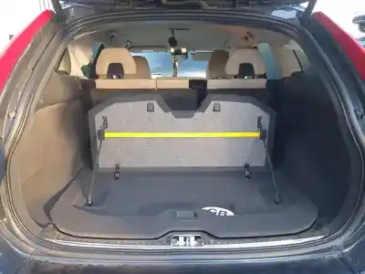 Veículo de Sucata volvo xc60 2.4 diesel cat do ano 2017 alimentado d5244t20