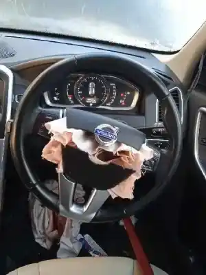 Veículo de Sucata volvo xc60 2.4 diesel cat do ano 2017 alimentado d5244t20