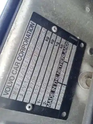 Scrapping Vehicle volvo s40 berlina 1.9 d+ (85kw) of the year 2001 powered d4192t3