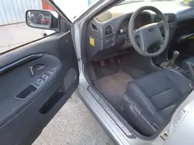 Scrapping Vehicle volvo s40 berlina 1.9 d+ (85kw) of the year 2001 powered d4192t3