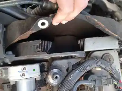 Scrapping Vehicle volvo s40 berlina 1.9 d+ (85kw) of the year 2001 powered d4192t3