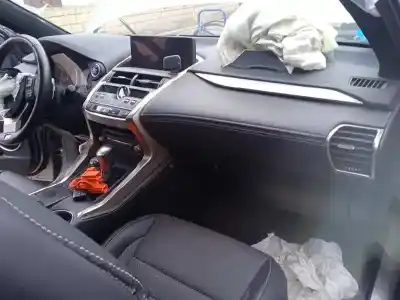 Veículo de Sucata lexus nx 300h 4wd do ano 2018 alimentado 2ar