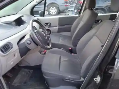 Scrapping Vehicle renault modus confort dynamique of the year 2004 powered k9k750