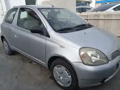Veículo de Sucata TOYOTA YARIS (_P1_) 1.3 (NCP10_, SCP12_) do ano 2000 alimentado 2NZ-FE