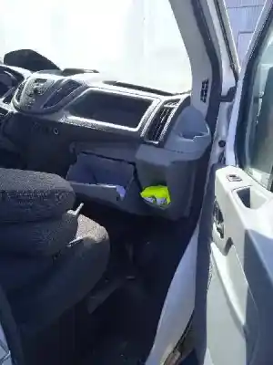 Sloopvoertuig ford transit kastenwagen (ttg) 2.2 tdci cat van het jaar 2014 aangedreven cyr5