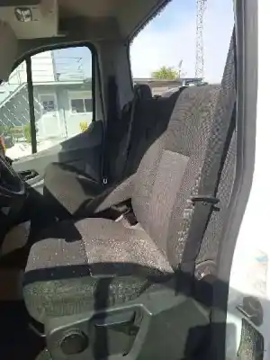 Sloopvoertuig ford transit kastenwagen (ttg) 2.2 tdci cat van het jaar 2014 aangedreven cyr5