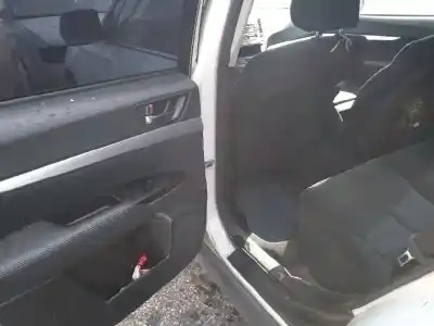 Veículo de Sucata subaru legacy kombi/outback b14 outback limited do ano 2011 alimentado ee20