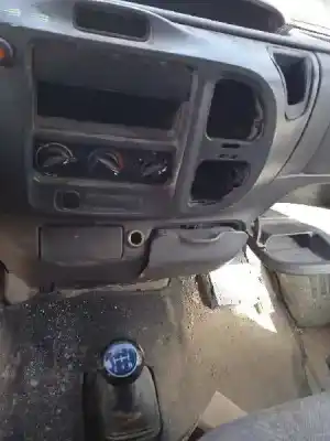 Veículo de Sucata ford transit mod. 2000 combi ft 260 2.0 corto do ano 2005 alimentado d6ba