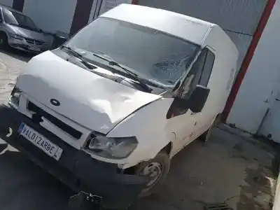 Veículo de Sucata ford transit mod. 2000 combi ft 260 2.0 corto do ano 2005 alimentado d6ba