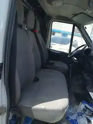 Veículo de Sucata ford transit mod. 2000 combi ft 260 2.0 corto do ano 2005 alimentado d6ba