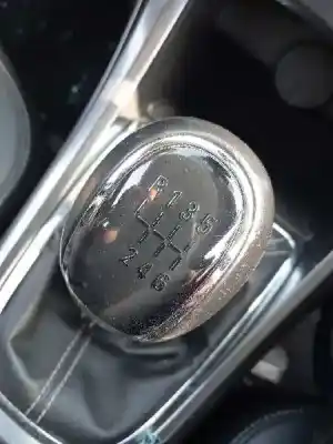 Veicolo di demolizione opel astra j lim. sport dell'anno 2011 alimentato a14net