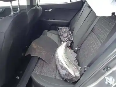 Veículo de Sucata kia stonic (ybcuv) 1.2 cat 84 cv / 62 kw do ano 2023 alimentado g4lf