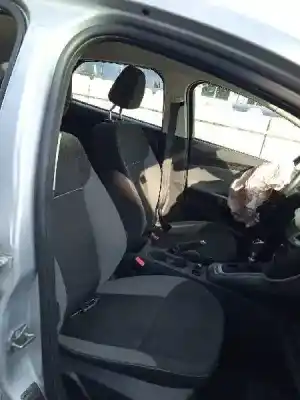 Veicolo di demolizione ford focus lim. (cb8) trend dell'anno 2013 alimentato t1da