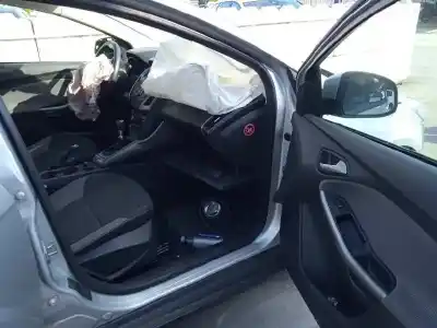 Veicolo di demolizione ford focus lim. (cb8) trend dell'anno 2013 alimentato t1da