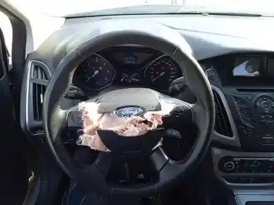 Veicolo di demolizione ford focus lim. (cb8) trend dell'anno 2013 alimentato t1da