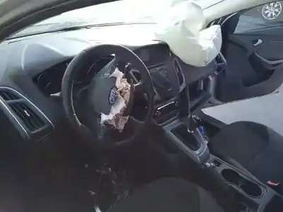 Veicolo di demolizione ford focus lim. (cb8) trend dell'anno 2013 alimentato t1da