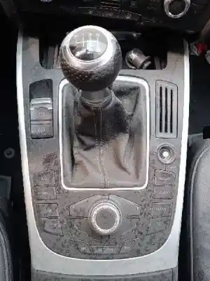 Veículo de Sucata audi a5 sportback (8t) 2.0 tdi (130kw) do ano 2011 alimentado cglc