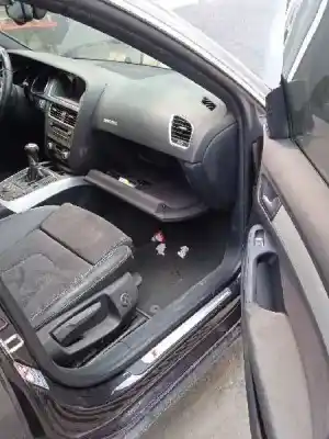 Veículo de Sucata audi a5 sportback (8t) 2.0 tdi (130kw) do ano 2011 alimentado cglc