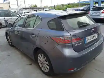 Sloopvoertuig lexus ct 200h van het jaar 2013 aangedreven 2zr
