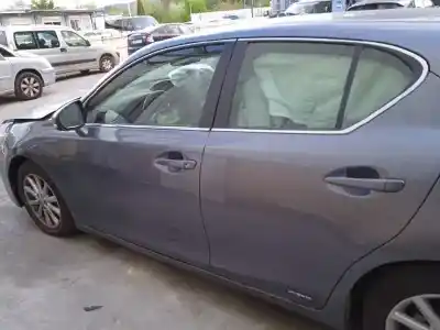 Sloopvoertuig lexus ct 200h van het jaar 2013 aangedreven 2zr
