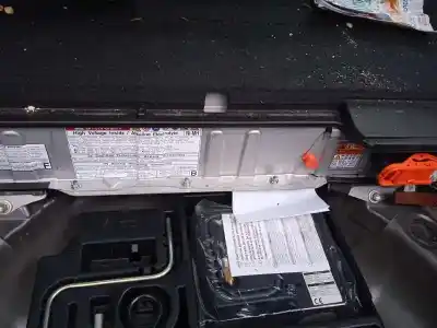 Sloopvoertuig lexus ct 200h van het jaar 2013 aangedreven 2zr