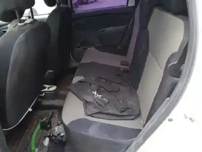 Veículo de Sucata dacia duster 1.5 dci diesel fap cat do ano 2015 alimentado k9k856