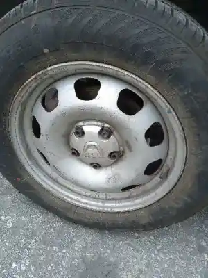 Veículo de Sucata dacia duster 1.5 dci diesel fap cat do ano 2015 alimentado k9k856