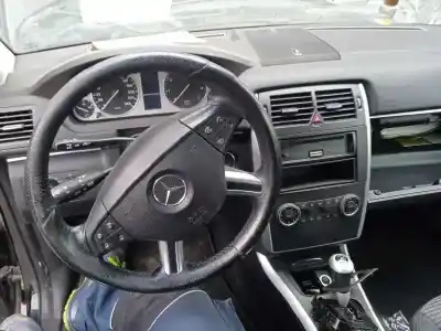 Утилизация автомобиля mercedes-benz clase b (w245) 2.0 cat года 2006 питание 266980