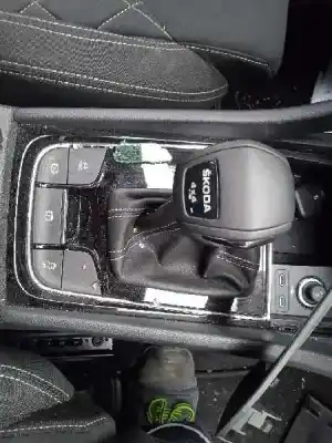 Veículo de Sucata skoda karoq (nu) 2.0 tdi do ano 2023 alimentado dttc