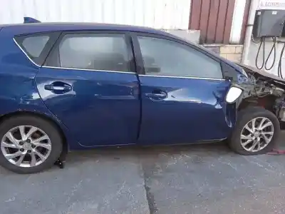 Veicolo di demolizione toyota auris active dell'anno 2017 alimentato 1nd