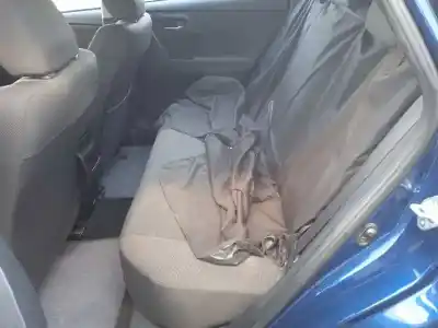 Veicolo di demolizione toyota auris active dell'anno 2017 alimentato 1nd