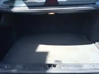 Veículo de Sucata mercedes-benz clase e (w210) berlina 280 (210.063) do ano 1997 alimentado 112921