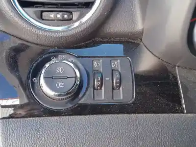 Veículo de Sucata chevrolet orlando lt do ano 2013 alimentado z20d1