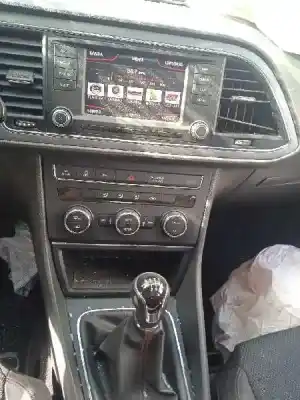 Здавання транспортного засобу seat leon st (5f8) 2.0 tdi року 2015 потужний crb